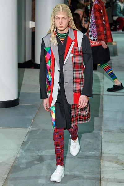 Look 8